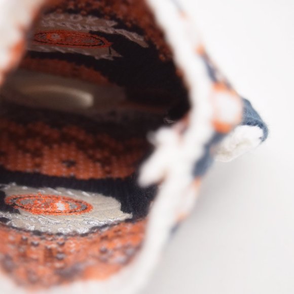 Titos Handmade Vodka Bottle Sweater Novelty Gift Wrap Pretty Ugly Holiday Cover - Picture 10 of 10